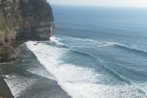 Bali Tour Guide cliff