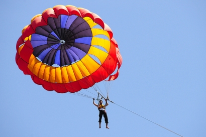 Water Sports Bali Parasailing